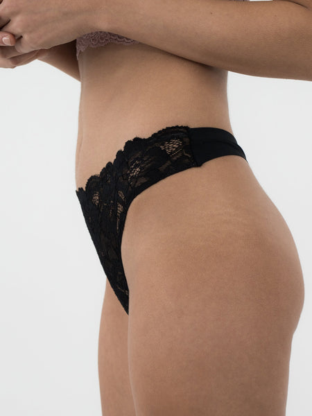 Lace Front Seamless Thong - Midnight Black