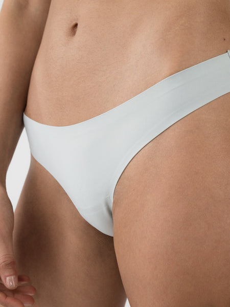 Seamless Thong - Pearl Grey